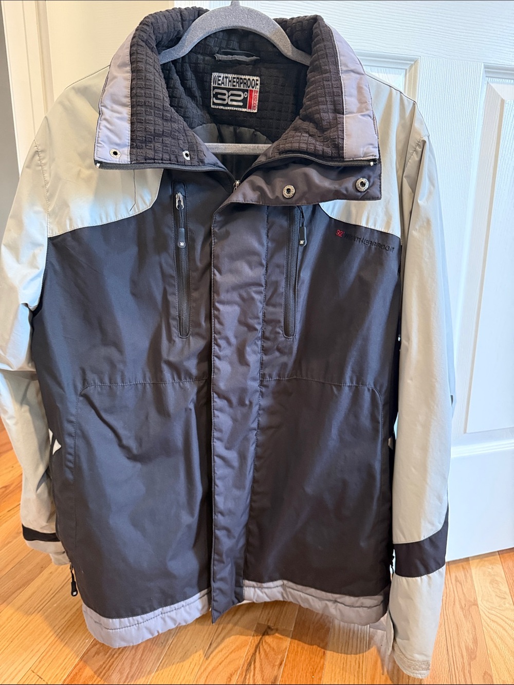 Weatherproof Men's Two-Tone Black and Light Gray Raincoat
